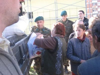 KDTP ve KTTGKK’dan Mitroviça’ya Gıda Yardımı