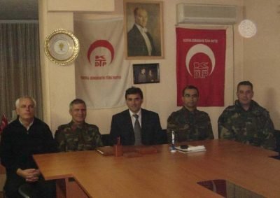 Kosova Türk Taburu Görev Kuvvet Komutanı Albay Faruk Sungur ve Albay Cem Hatunoğlu’ndan KDTP’ne Anlamlı Ziyaret