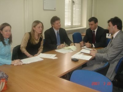 Kosova Anayasasıyla İlgili Haklar Belirleniyor