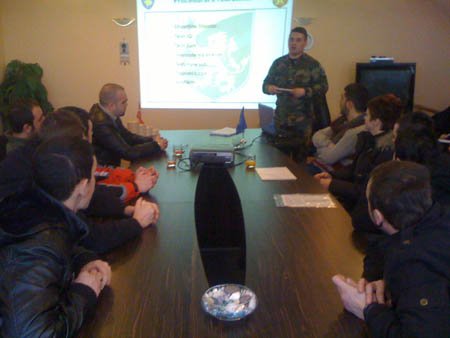 Türk Gençleri’nin FSK (Kosova Güvenlik Gücü) Çıkarması