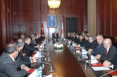 TBMM Başkanı Cemil Çiçek, Balkan ülkeleri bakan ve milletvekillerden oluşan heyeti kabul etti.