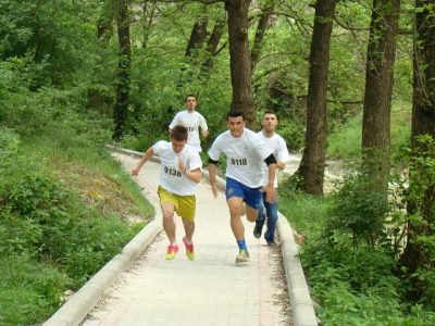 Gençler Kıyasıya Yarıştı