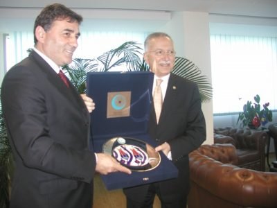 İhsanoğlu Bakan Yağcılar’la Bir Araya Geldi