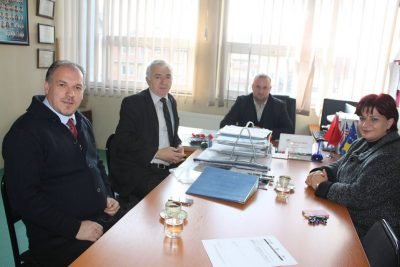 KDTP Milletvekilleri Emin Durak Okulunu Ziyaret Etti