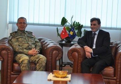 Albay Zorlu Topaloğlu Bakan Yağcılar’ı ziyaret etti