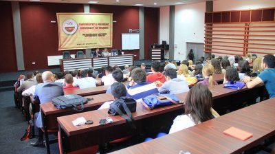 Bakan Yağcılar gençlere hitap etti