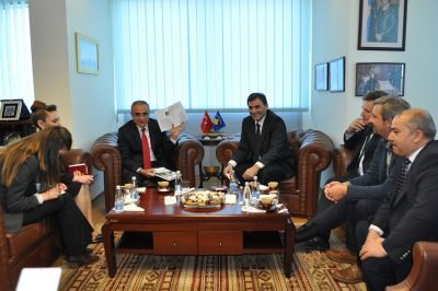 Türkiye Kültür Bakanı Topçu, Kosova Kamu Yönetimi Bakanı Yağcılar ile Görüştü