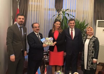 Sakarya Valisi Hüseyin Avni Coş’u ziyaret etmişlerdir