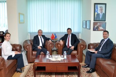 YEE Müdürü Mehmet Ülker Bakan Yağcılar’ı ziyaret etti