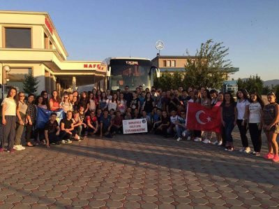 Kosovalı 15’liler dedelerinin şehit düştüğü Çanakkale’ye gitti