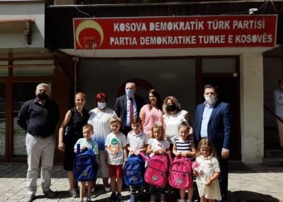 Okula Yeni Başlayacak Öğrencilere Çanta ve Kırtasiye Seti