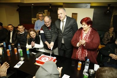 Terzimahale semtinde yaşayan Partililerle bir araya geldi