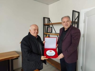 Genel Başkanımız Fikrim Damka, Prizrenli İş Adamı Münir Lauşa’yı Ziyaret Etti