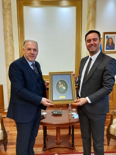 23 Nisan Kosova Türkleri Milli Bayramı Vesilesiyle Meclis Başkanı Konjufca Ziyaret Edildi