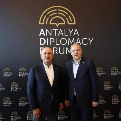 Başkanımız Fikrim DAMKA, Dışişleri Bakanı Mevlüt ÇAVUŞOĞLU İle Görüştü