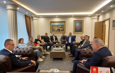 Başkanımız Fikrim Damka’yı, Ataşehir Kaymakamı ve Okul Müdürleri Ziyaret Etti