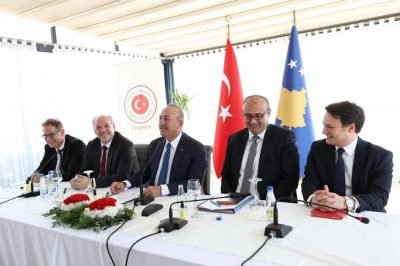 Başkanımız ve T.C. Dışişleri Bakanı Mevlüt Çavuşoğlu ile birlikte T.C.Büyükelçiliği tarafından düzenlenen “Soydaşlarla Buluşma” toplantısına katılım gösterdi