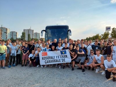 Kosovalı 15’liler Türkiye’ye Uğurlandı