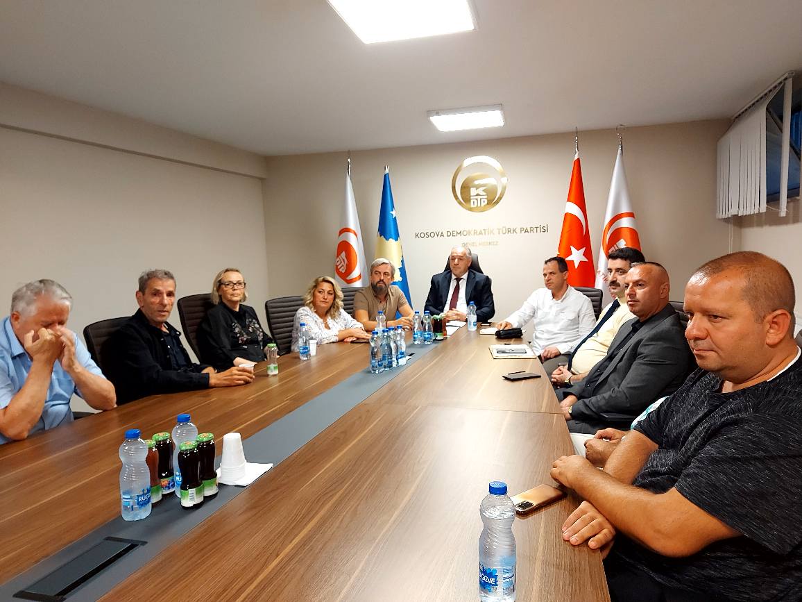 Genel Başkanımız Himayesinde, Türk Dernekleri İle Parti Merkezimizde İstişare Toplantısı Düzenlendi