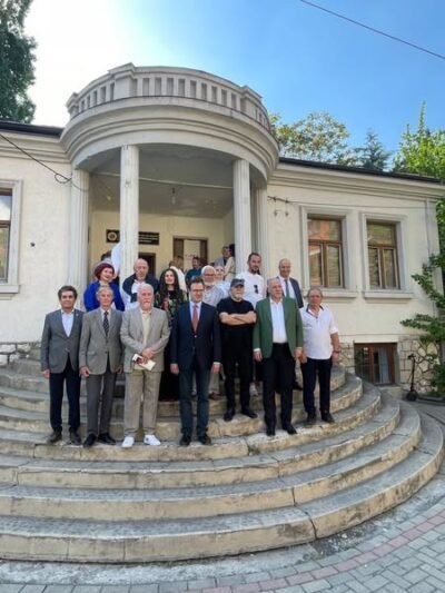 Genel Başkanımız ve Parti Temsilcilerimiz Kosova Türk Ressamlar Karma Resim Sergisine Katıldı